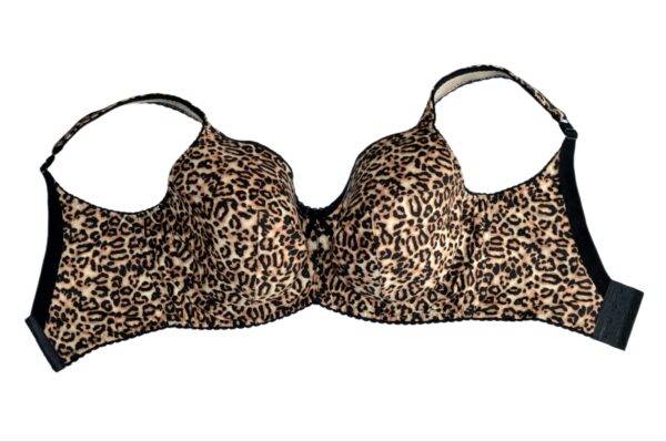 Padded leopard print t-shirt bra